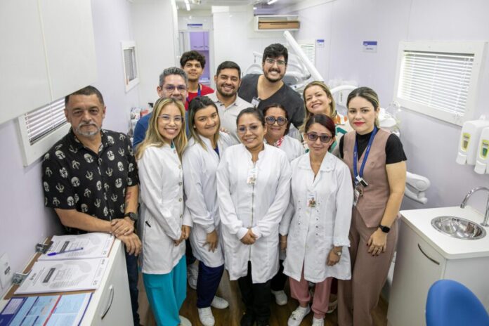 Ação da UEA leva atendimento odontológico gratuito à comunidade acadêmica e seus familiares