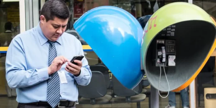 Orelhões Desaparecem do Brasil até o Fim de 2028 com Desligamento de Redes