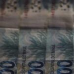 Arrecadação Federal em 2025 Atinge Recorde Histórico de R$ 2,89 Trilhões Impulsionada por Setor de Serviços e IOF