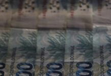 Arrecadação Federal em 2025 Atinge Recorde Histórico de R$ 2,89 Trilhões Impulsionada por Setor de Serviços e IOF