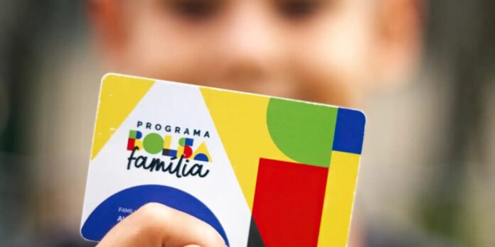 Bolsa Família: Pagamento de Janeiro para NIS final 8 começa hoje com valor médio de R$ 697,77