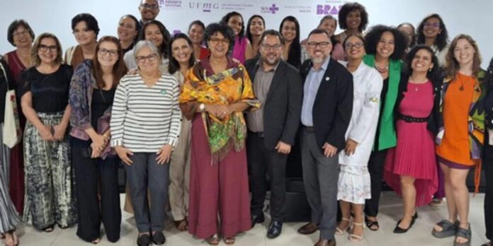 Governo investe R$ 17 milhões para formar 760 enfermeiros obstetras e fortalecer o SUS