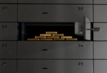 Ouro Atinge Recordes Históricos de Cotação Impulsionado por Incertezas Globais e Busca por Segurança