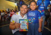 Deputado Mário César Filho destina R$ 1 milhão e impulsiona inclusão de crianças autistas em Maués