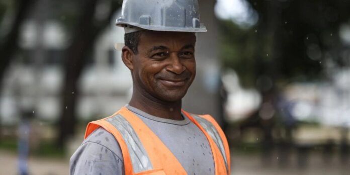 Milhões de brasileiros já sentem o Imposto de Renda zero no bolso em fevereiro