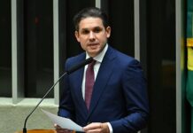 Presidente da Câmara anuncia pauta prioritária para 2026, com foco em segurança e IA