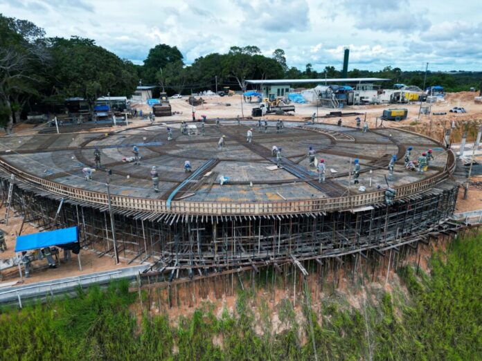 Parque Encontro das Águas Rosa Almeida avança com estabilização de talude e concretagem da oca