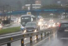 Alerta vermelho em SC: Grande Florianópolis sob risco iminente de alagamentos e deslizamentos