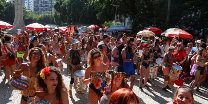 Carnaval no Rio: calor causa cinco atendimentos por hora em UPAs estaduais