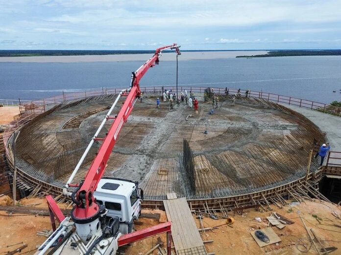 Parque Encontro das Águas em Manaus avança com novas frentes estruturais