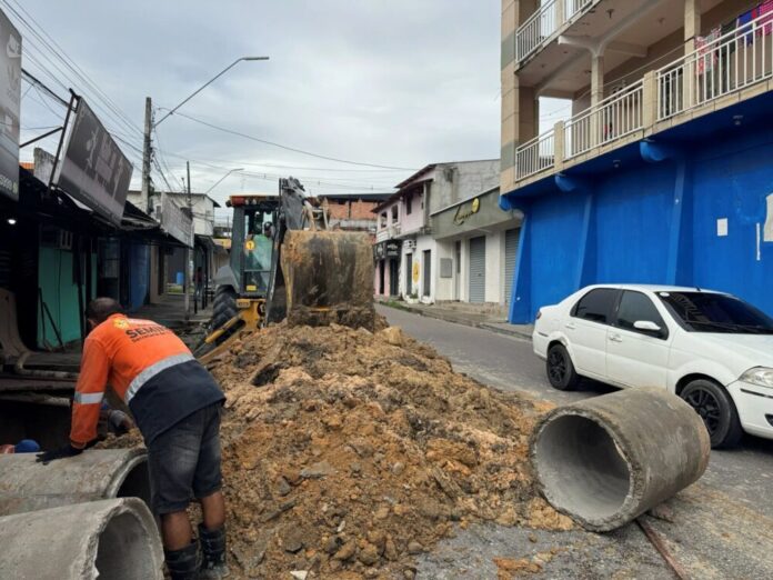 Prefeitura de Manaus revitaliza rede de drenagem no Novo Aleixo e aumenta segurança