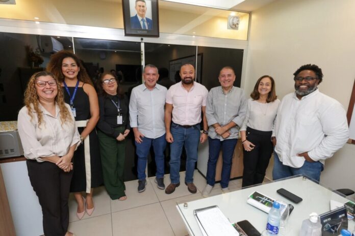 Prefeitura de Manaus e TCE-AM ampliam oferta de cursos para servidores da educação