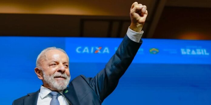 Lula critica Zema por não usar R$ 3,5 bilhões em prevenção a desastres climáticos em Minas Gerais