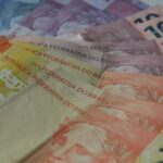 Renda domiciliar per capita atinge R$ 2.316 em 2025, aponta IBGE