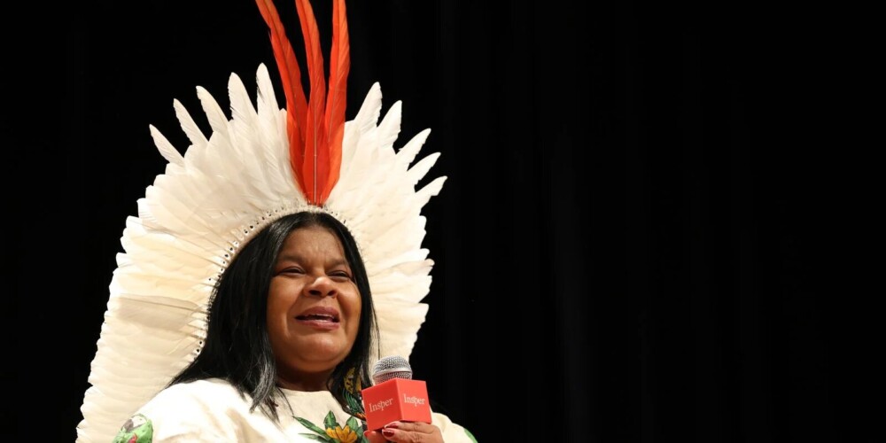 Sônia Guajajara recebe alta após internação em São Paulo