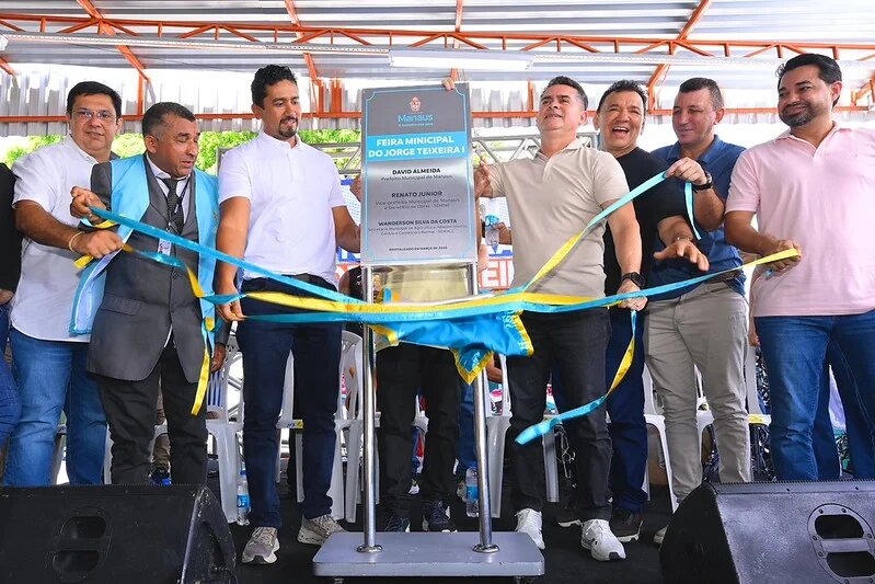Prefeito David Almeida entrega 29ª feira revitalizada e reforça economia popular em Manaus