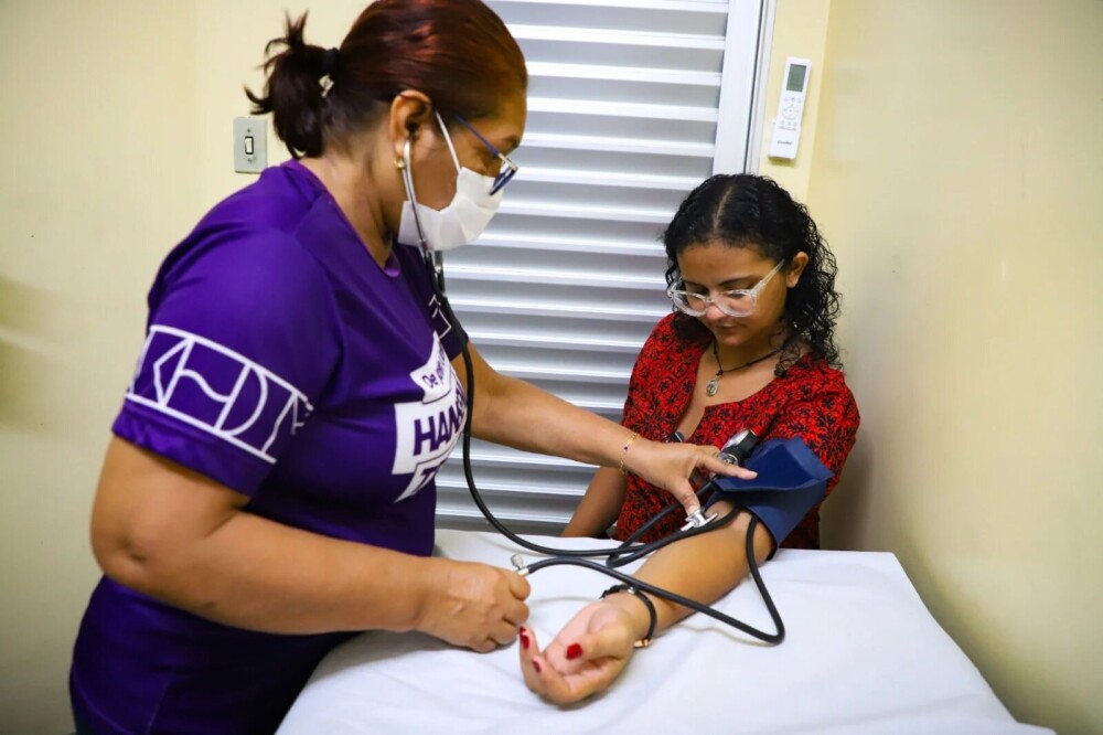 Prefeitura de Manaus leva serviços de saúde e vacinação antirrábica à zona Leste