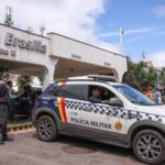 Jair Bolsonaro recebe alta hospitalar e vai para prisão domiciliar em Brasília