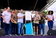 Prefeito David Almeida entrega complexo esportivo revitalizado no Mundo Novo, zona Norte de Manaus