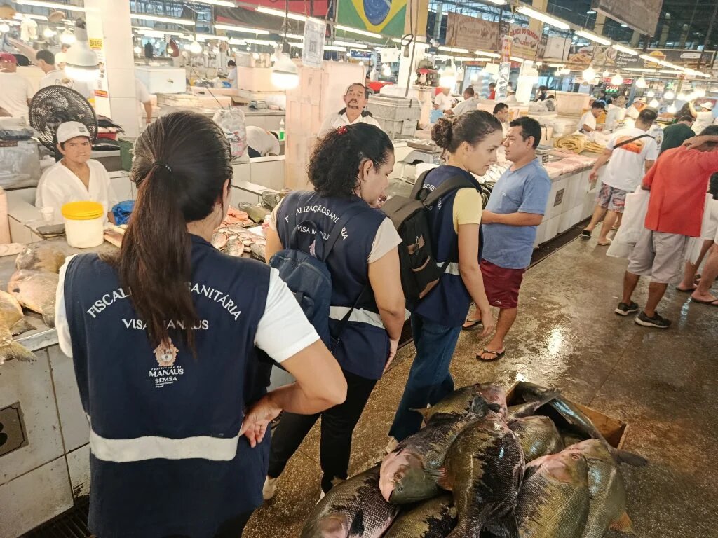 Visa Manaus reforça segurança alimentar em feiras com operação 'Semana Santa'