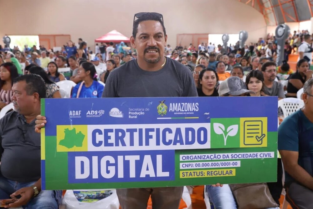 Sepror entrega implementos agrícolas para fortalecer agricultura familiar em Rio Preto da Eva