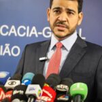 Lula indicará Jorge Messias para o STF nesta terça-feira ao Senado