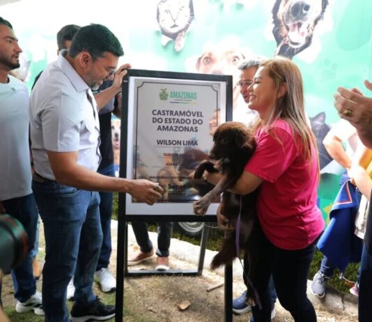 Governo do Amazonas amplia castração gratuita de animais com sexta unidade do Castramóvel