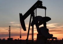 Dólar dispara e Ibovespa tem maior queda do ano com escalada de tensões no Oriente Médio