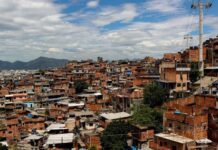 Área de favelas no Brasil quase triplicou em 40 anos, com foco em regiões metropolitanas