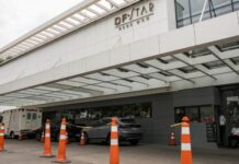 Bolsonaro tem piora de função renal e inflamação; STF autoriza visitas e vigilância