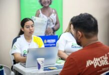 Moradores do Monte das Oliveiras recebem títulos definitivos após quase 30 anos de espera