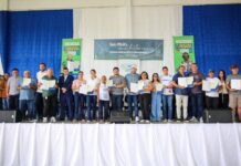Sect entrega 100 títulos definitivos a produtores rurais de Itapiranga e impulsiona desenvolvimento no Amazonas