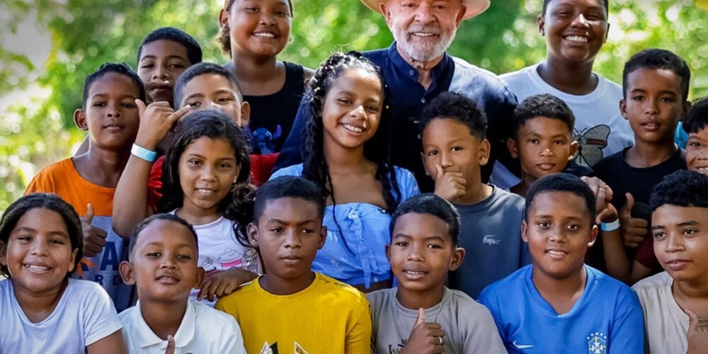 Lula e Alckmin celebram a Páscoa com mensagens de renovação e união