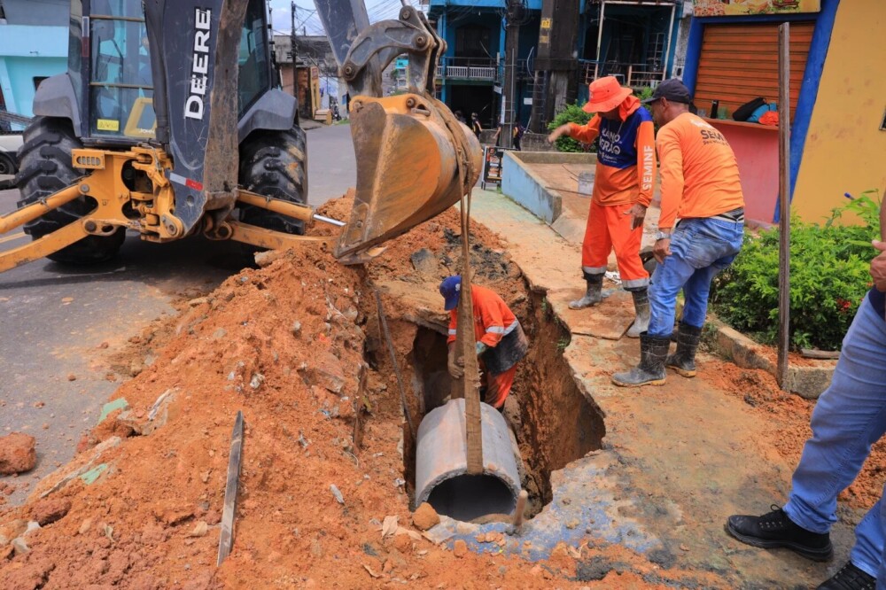 Prefeitura de Manaus avança com obra de drenagem profunda no Compensa 3