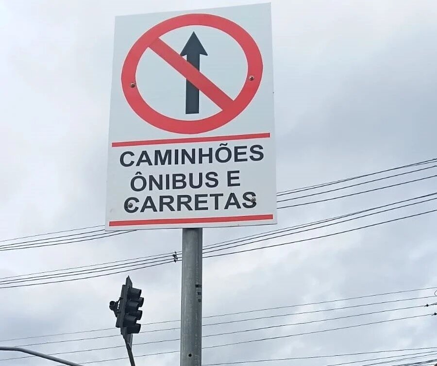 Prefeitura de Manaus restringe caminhões e ônibus na rua Padre Francisco para aumentar segurança