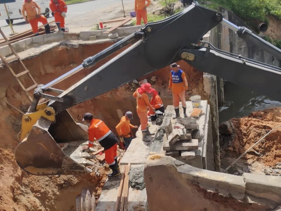 Prefeitura de Manaus moderniza drenagem na Colônia Terra Nova com estruturas de grande porte