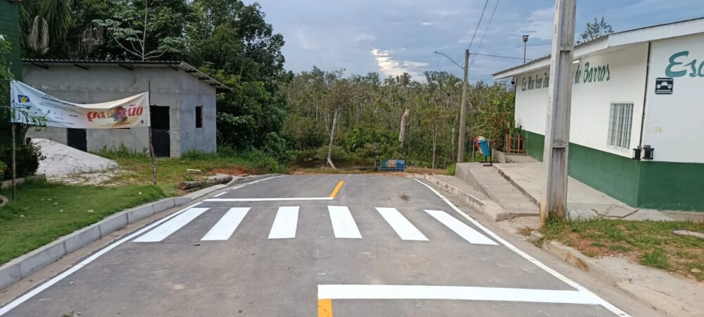 Prefeitura de Manaus finaliza recuperação e sinalização do ramal do Cuieiras e aumenta segurança na zona rural