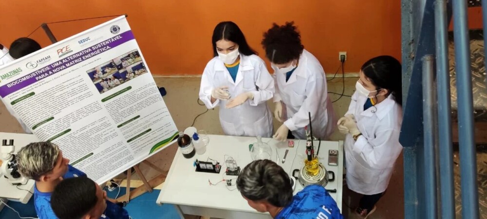 Estudantes de Nova Olinda do Norte investigam biocombustíveis com apoio do Governo do Amazonas