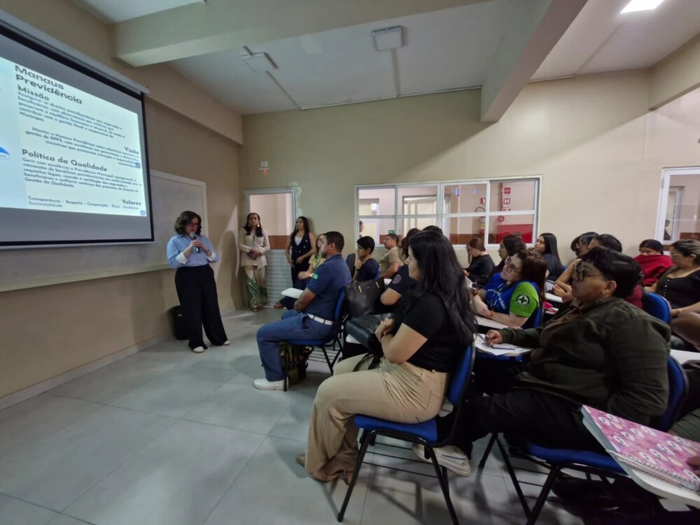 Manausprev promove palestras de gestão pública para universitários do Uniesbam