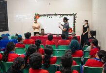 Roda de conversa leva acervos históricos para escola estadual em Manaus durante Semana Nacional dos Museus