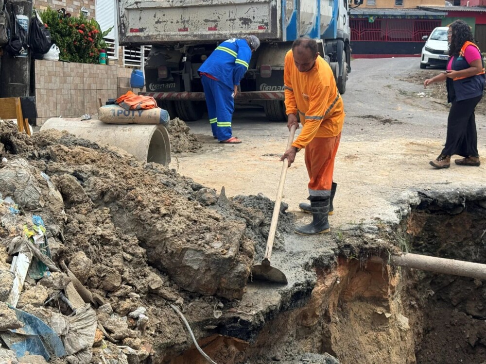Prefeitura de Manaus restaura rede de drenagem profunda na rua Beija-Flor, bairro Zumbi dos Palmares