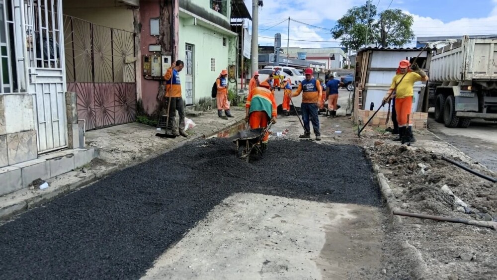 Prefeitura de Manaus avança na recuperação asfáltica da Avenida Manaus 2000