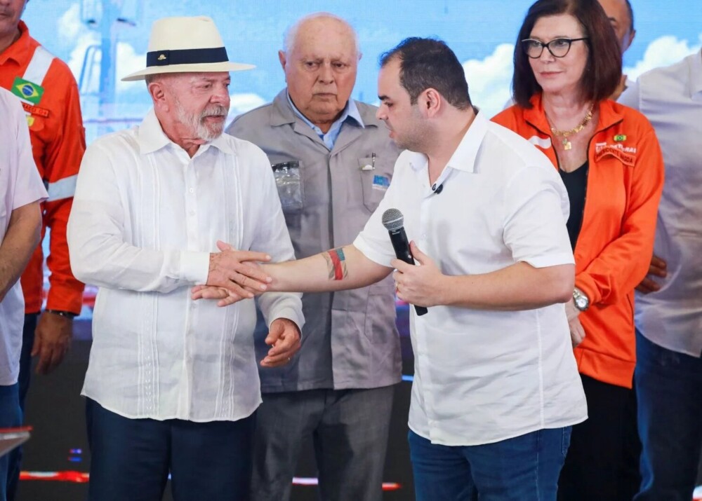 Lula anuncia mais de R$ 7 bilhões em investimentos para o Amazonas ao lado do governador Roberto Cidade
