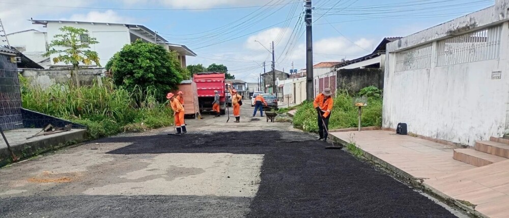 Prefeitura de Manaus finaliza recapeamento da rua Charles Goodyear no bairro Redenção