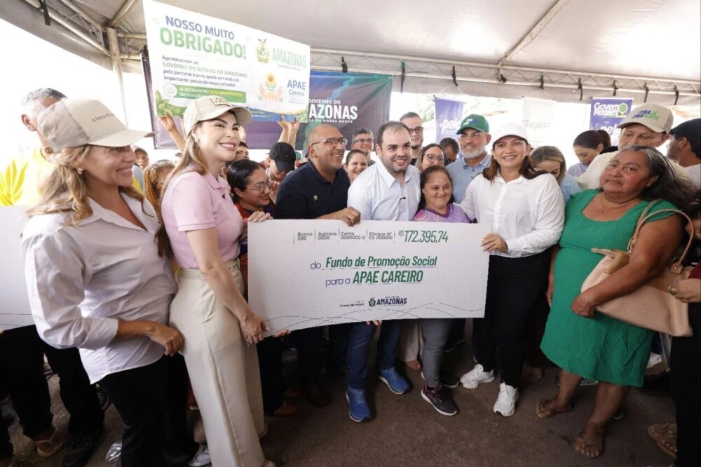 Governador Roberto Cidade leva 37ª edição do Governo Presente a Careiro Castanho com foco no setor primário e cidadania