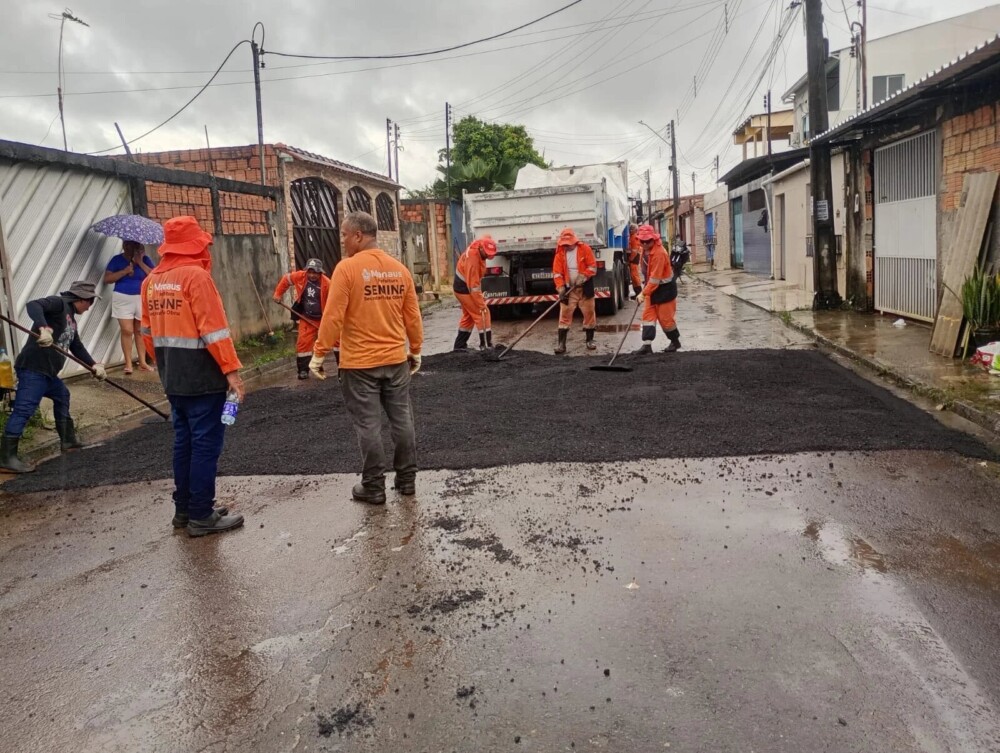 Prefeitura de Manaus avança com recuperação asfáltica na rua 7 do bairro Tarumã