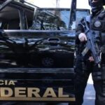 PF deflagra Operação Balcãs contra organização criminosa transnacional focada em tráfico de drogas por rotas marítimas