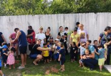 Creche municipal de Manaus ensina preservação ambiental com plantio de mudas