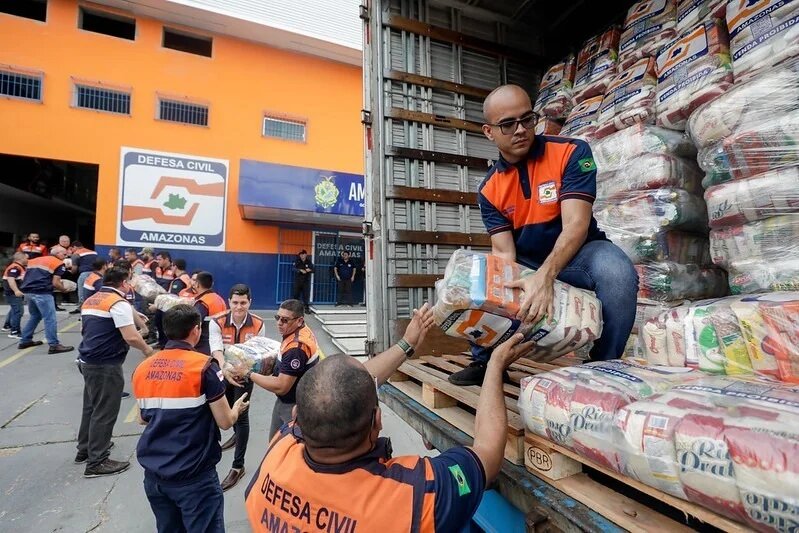 Governo do Amazonas divulga boletim sobre cheia e ações emergenciais
