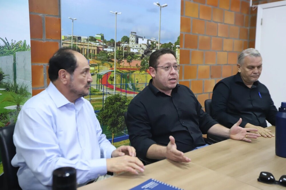 Governo do Amazonas e BID avançam em projeto de resiliência climática e segurança hídrica